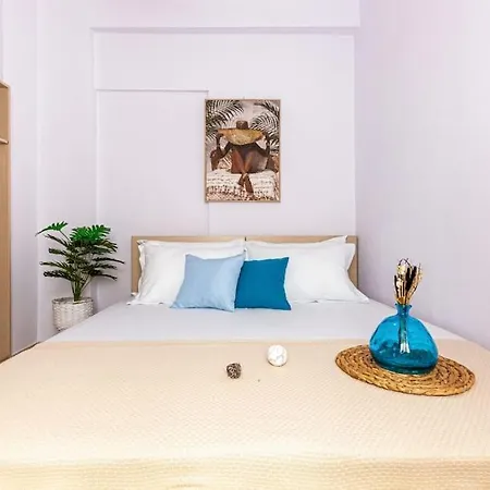 15 - & Access Himarë