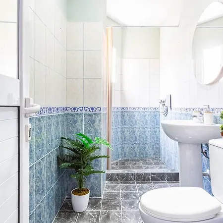 15 - & Access Apartment