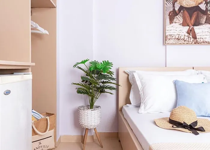 Daire 15 - & Access Himarë